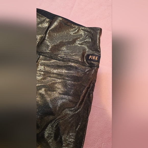 Pink ultimate capri leggings - Picture 4 of 4